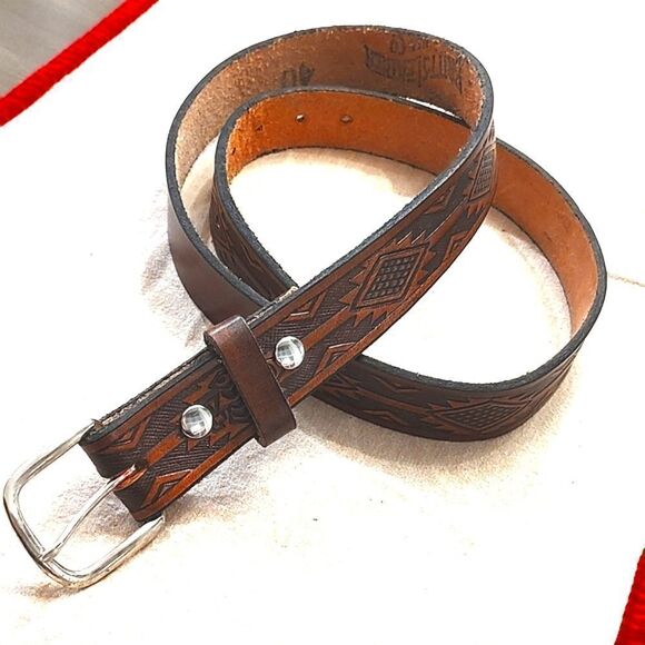Brown Leather Tooled Men's Belt with Silver Buckle Size 40 - Picture 11 of 11